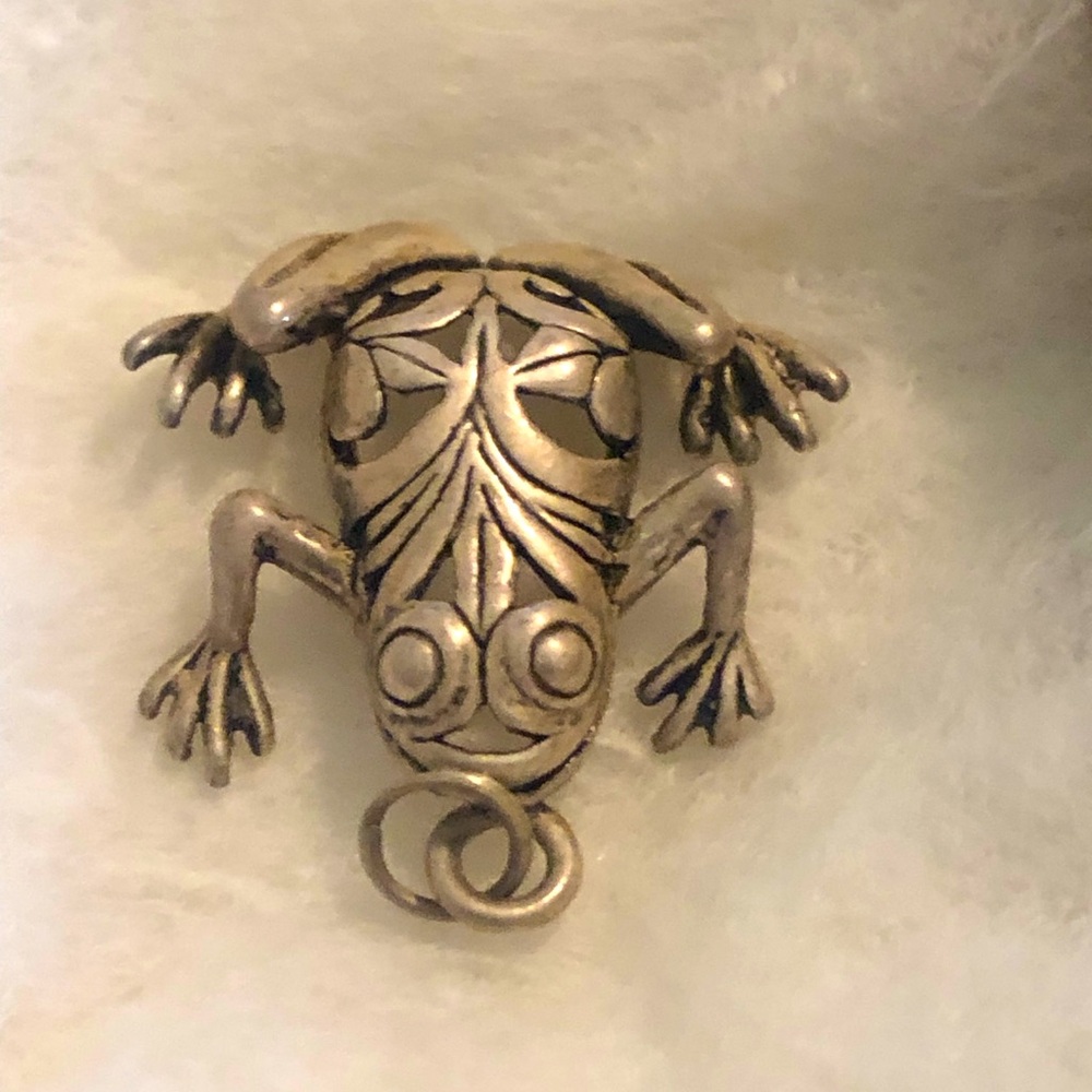 Sterling frog southwestern style made in Mexico 🇲🇽 comes nicely boxed & marked